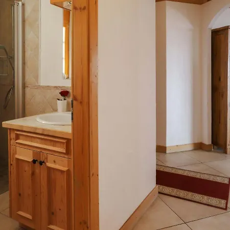 Les Etagnes 2est By Interhome *